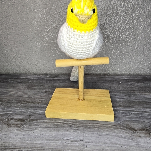 Handmade crochet cockatiel - Picture 3 of 11